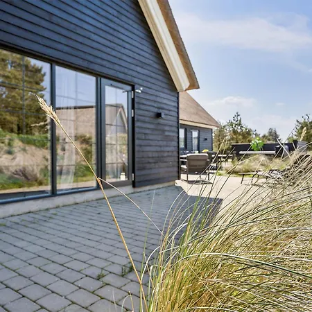 Ferienhaus Amazing In Henne With Kitchen Henne Strand