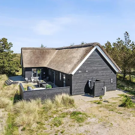 Holiday home Amazing In Henne With Kitchen